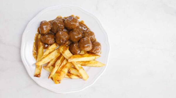 İkea İsveç Köfte ve Gravy Sos Tarifi - ikea-koftesi-challenge-meydan-okumasi-isvec-kofte-