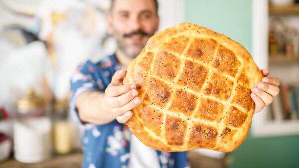 Kıymalı Kaşarlı Ramazan Pidesi Tarifi - kiymali-kasarli-ramazan-pidesi-tarifi-burakin-ekme